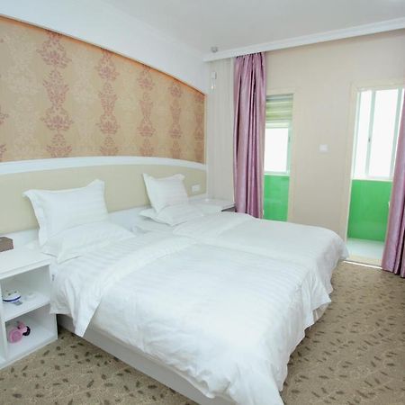 Xinghe Xinfeng Hotel Guangzhou Ruang foto